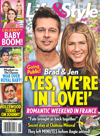 Illustration for article titled This Week In Tabloids: Does Scooter Braun Require Us Weekly to Airbrush Justin Bieber's Paparazzi Photos?